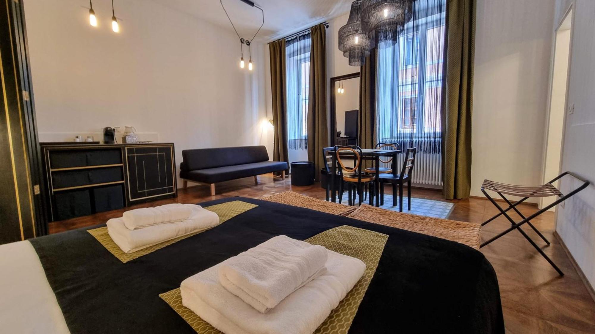 Dada Aparthotel Triëst Buitenkant foto